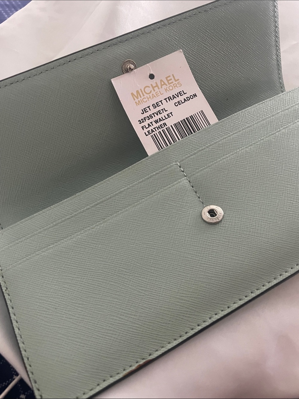 Michael Kors Celadon Jet Set Travel Flat Wallet - Light Green